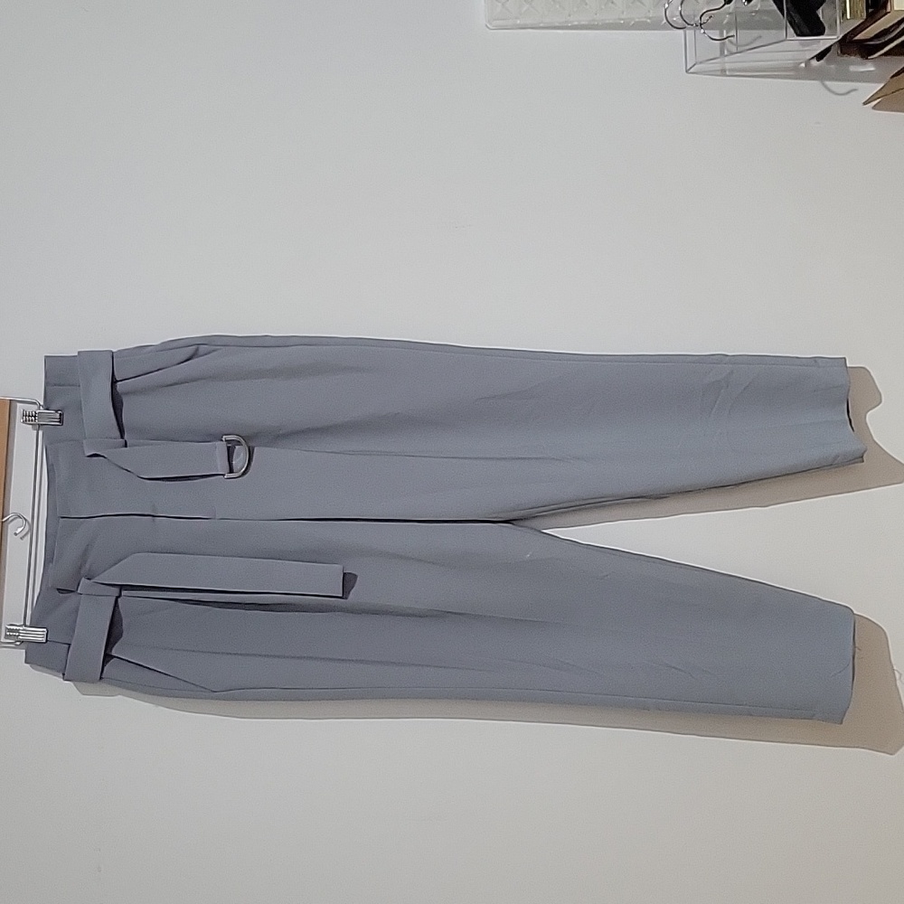 Paperbag trouser with Belt